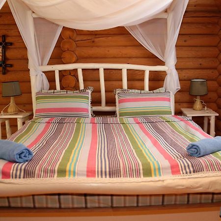 Boutigue Hotel Nebesa Chimgan Exteriör bild