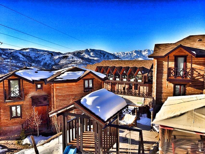 Boutigue Hotel Nebesa Chimgan Exteriör bild